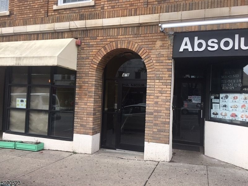 1st image of 408 Bloomfield Ave APT 7
