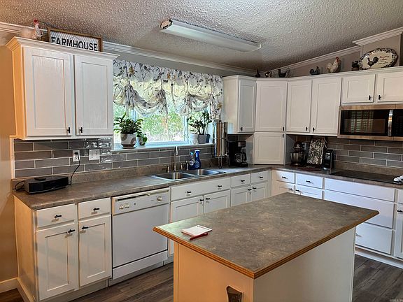 4th image of 168 Fennell Rd