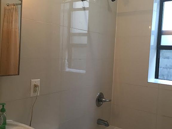 5th image of 592 E 22nd St APT 4G