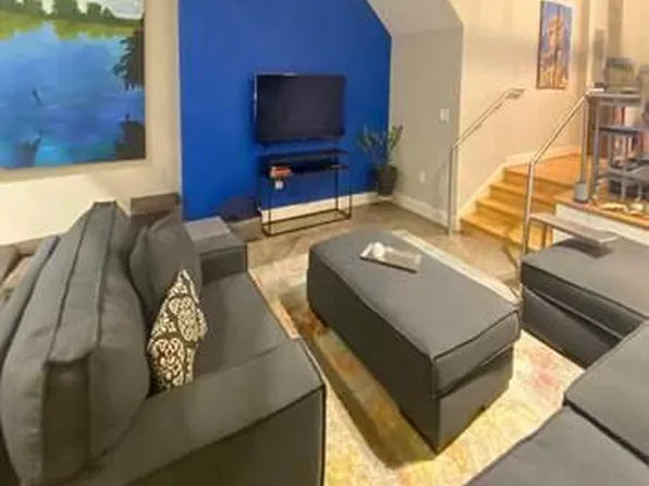 104 Miss Scotts Aly APT 1, Richmond, VA 23219