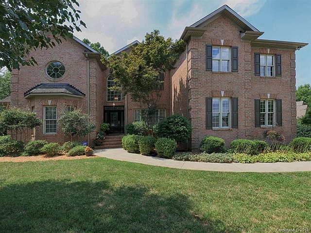 1st image of 131 Plantation Dr