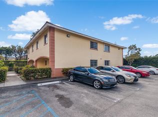 6767 NW 182nd St APT 101, Hialeah, FL 33015