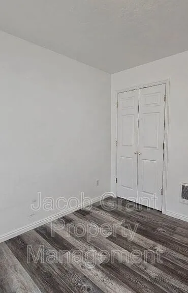 185 Stockham Blvd #4 — Photo 5