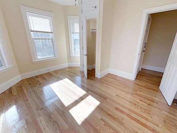 87 Morrison Ave. #1R Somerville - Davis Square Shared Unit P