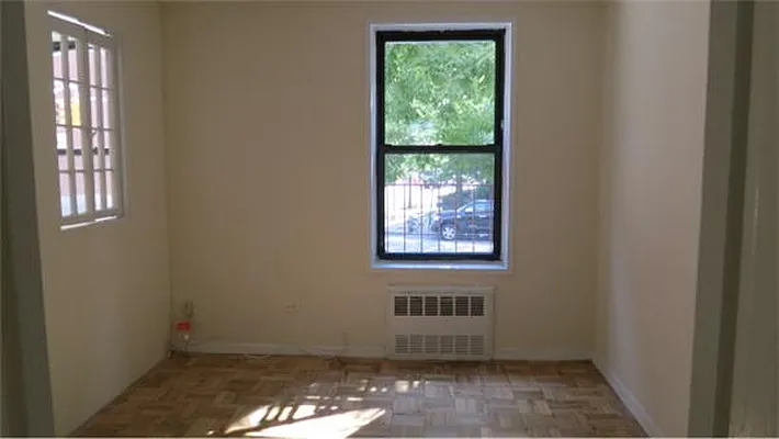 Rented by Lara Group | media 37