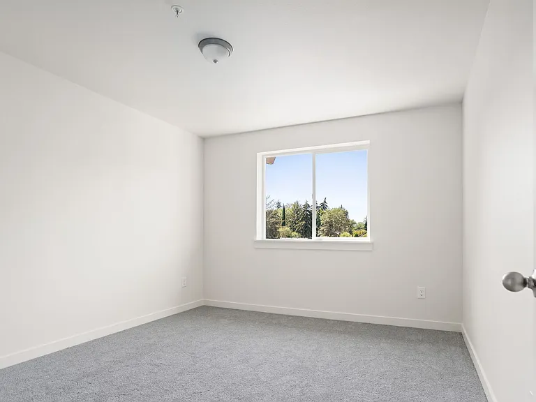 New 3 Bedroom, 2.5 Bath Townhouse in Sheridan- Pet Friendly! — Photo 15