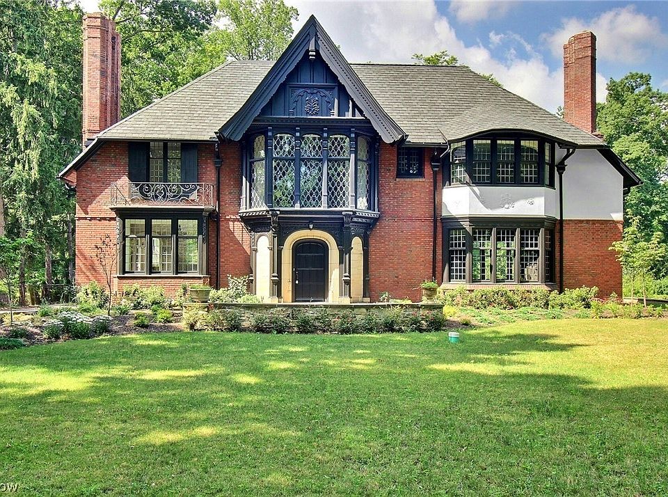 1st image of 2970 Fairmount Blvd