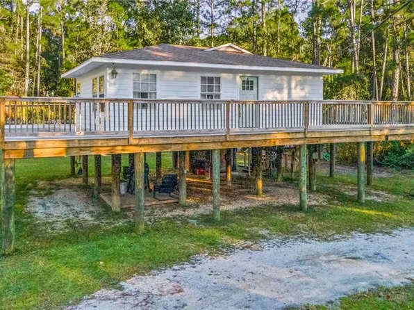 148 Lemoyne Dr, Dauphin Island, AL 36528