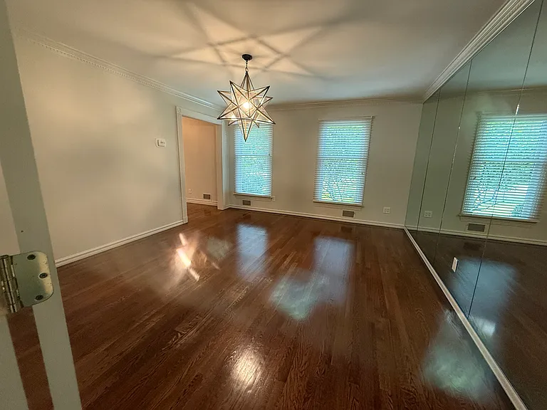 730 Floyd St — Photo 49