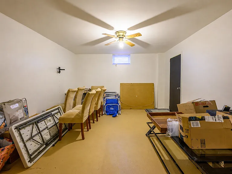 179 Farmers Ln — Photo 16