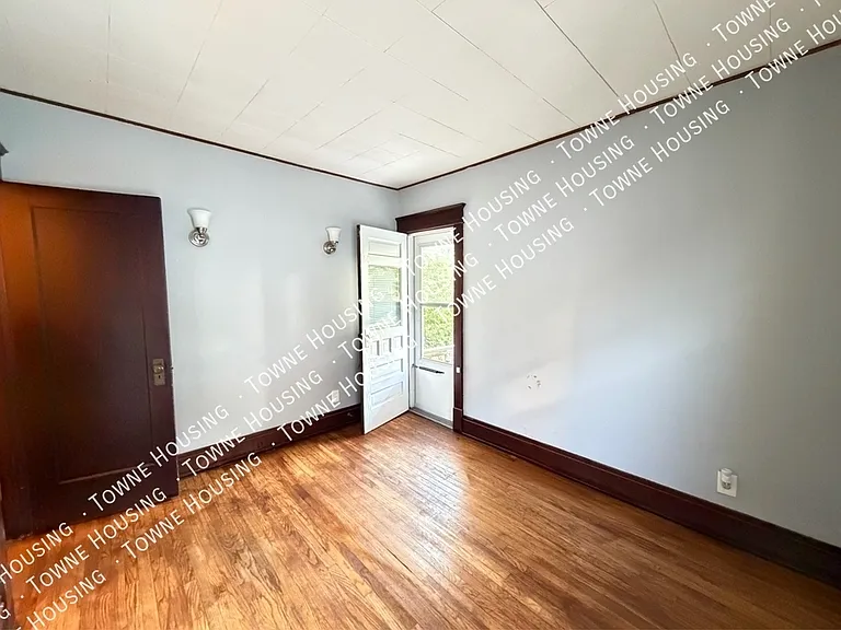 418 Colvin Ave #UPPER — Photo 8