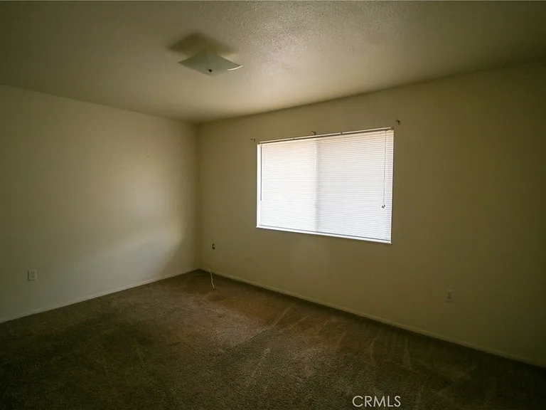 26401 Cedar Crest Dr — Photo 13