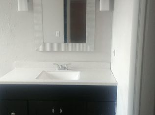 2900 Robin Rd, Greenville, TX 75402