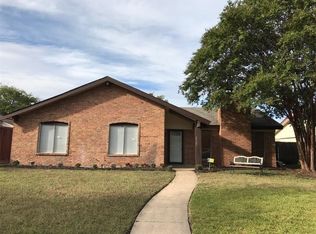 2925 Lancer Ln, Garland, TX 75044