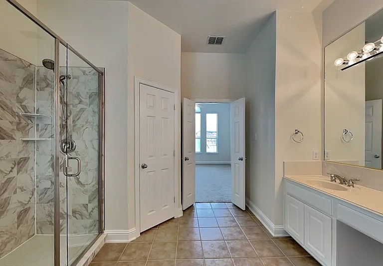 3404 Pilgrim Dr — Photo 8