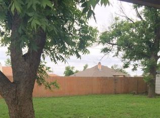 1304 Amherst St, Burkburnett, TX 76354