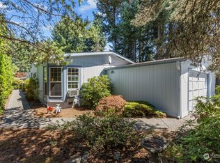 1937 SE Richmond Ln, Pt Orchard, WA