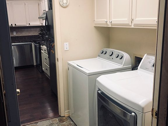 5th image of 106 Autumn Ln