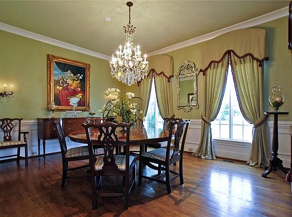 5th image of 5057 Hill Place Dr