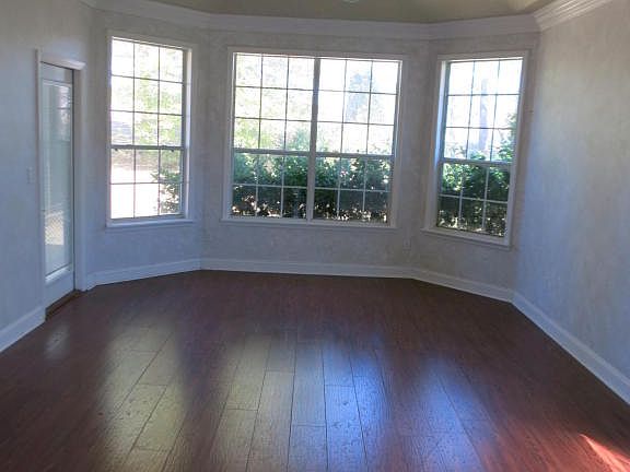 5th image of 311 Legacy Dr