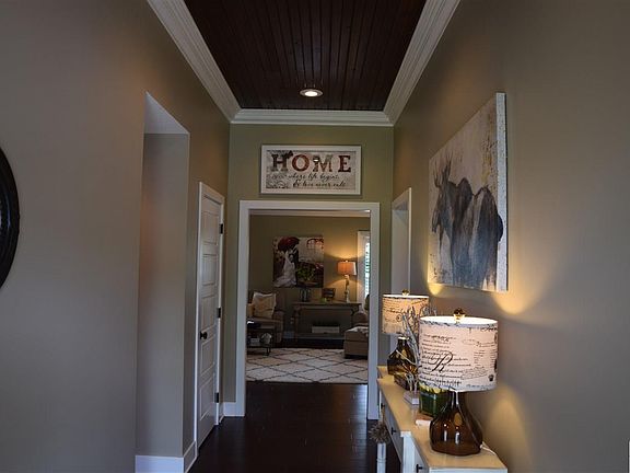 4th image of 47 Westhaven Ln