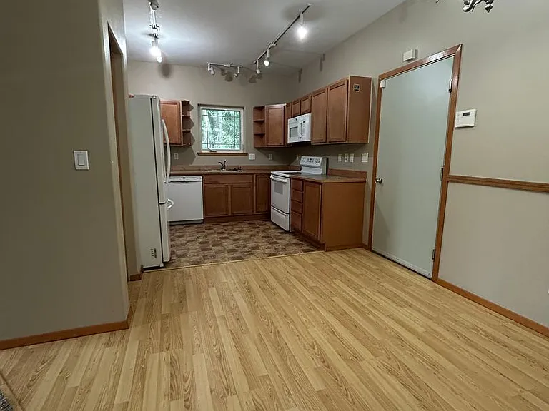 3805 Sonoma Ave — Photo 12
