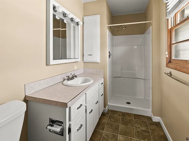 5518 Woolworth Ave — Photo 17