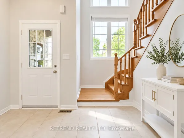 23 Thomas Legge Cres, Richmond Hill, ON L4E 4W1