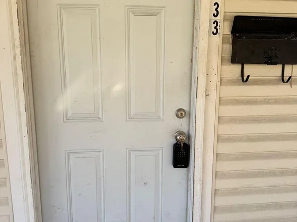 33 Laurel Ave, Danville, VA 24541