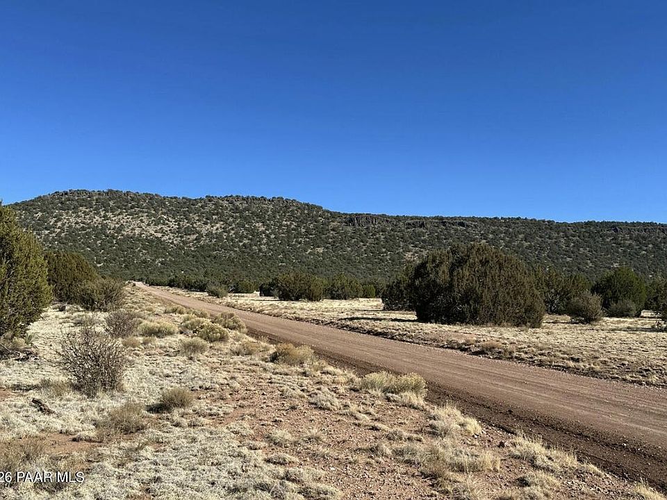 1st image of 932C W Thirsty Burros Rd