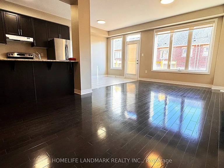 29 Gower Dr — Photo 5