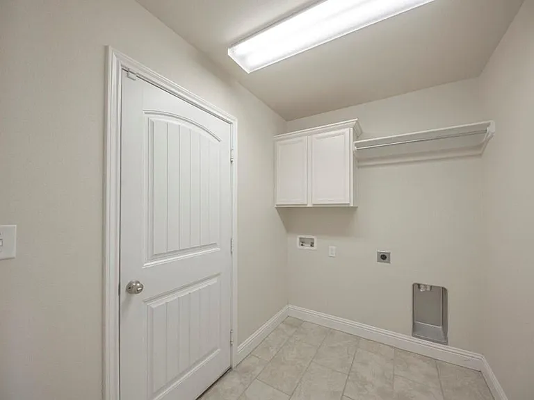 1603 Revolution Dr — Photo 17