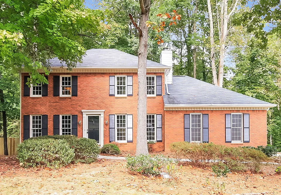 154 County Cork Dr SW