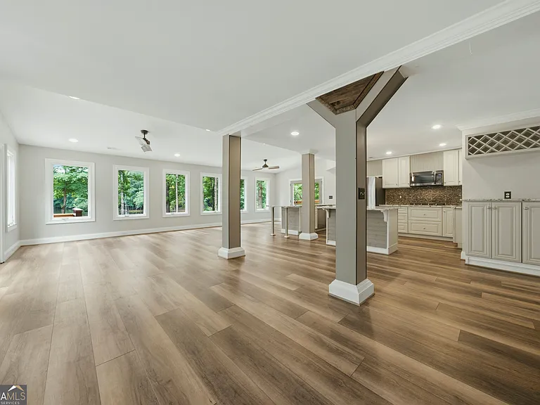 250 Aspen Way — Photo 22