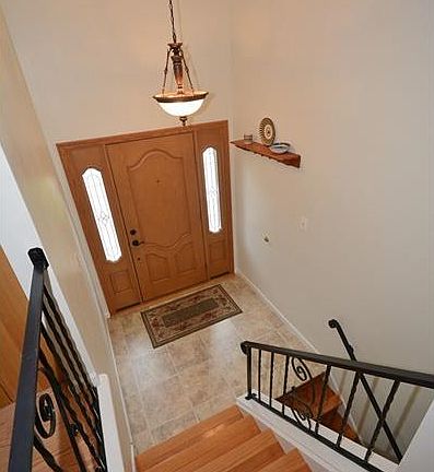 3rd image of 5539 Glen Hill Dr