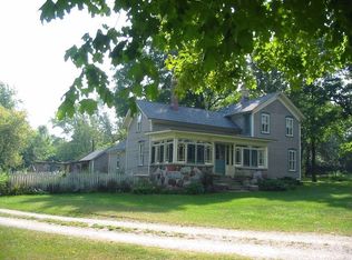 S79W29665 Frog Alley Rd, Mukwonago, WI 53149