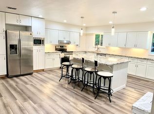 12410 New Airport Rd, Auburn, CA 95603