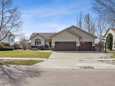 5103 Rose Creek Pkwy S, Fargo, ND, 58104