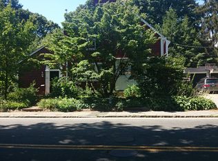 209 Pond Ave, Brookline, MA 02445