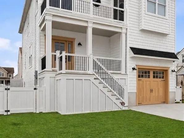 138 N Roosevelt Blvd, Brigantine, NJ 08203