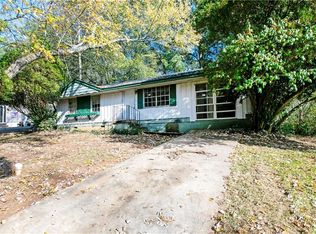 6494 Bimini Dr, Forest Park, GA