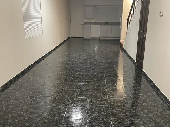 7301 Lennox Ave Unit A1, Van Nuys, CA 91405