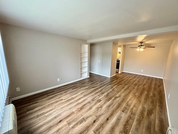3rd image of 1120 Ann St APT 4