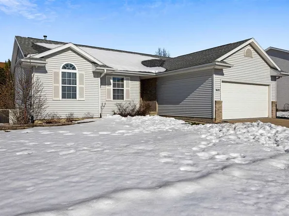 1835 Rock Island Dr, Ely, IA 52227