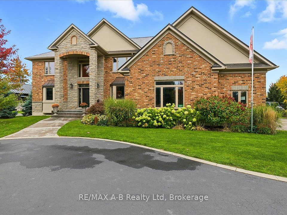 1st image of 151 Huron Rd