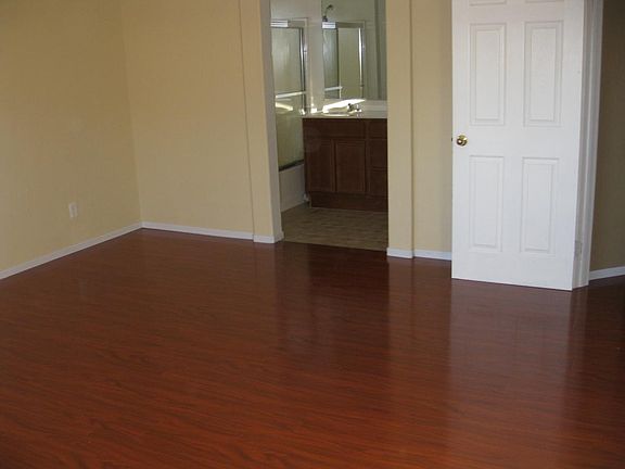 2nd image of 25854 Iris Ave Unit C