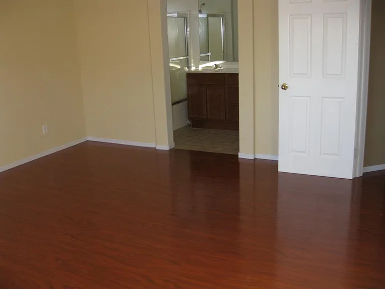 25892 Iris Ave #B — Photo 8