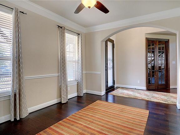4th image of 2637 Highlands Ct