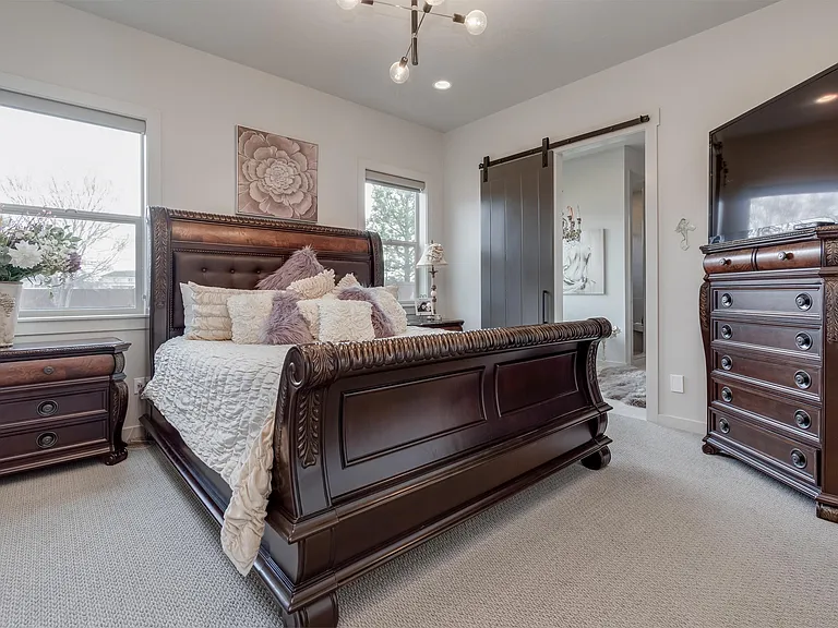 3851 W Crossley Dr — Photo 21