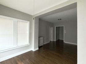 3349-55 W Sunnyside Ave - 3355 - 3